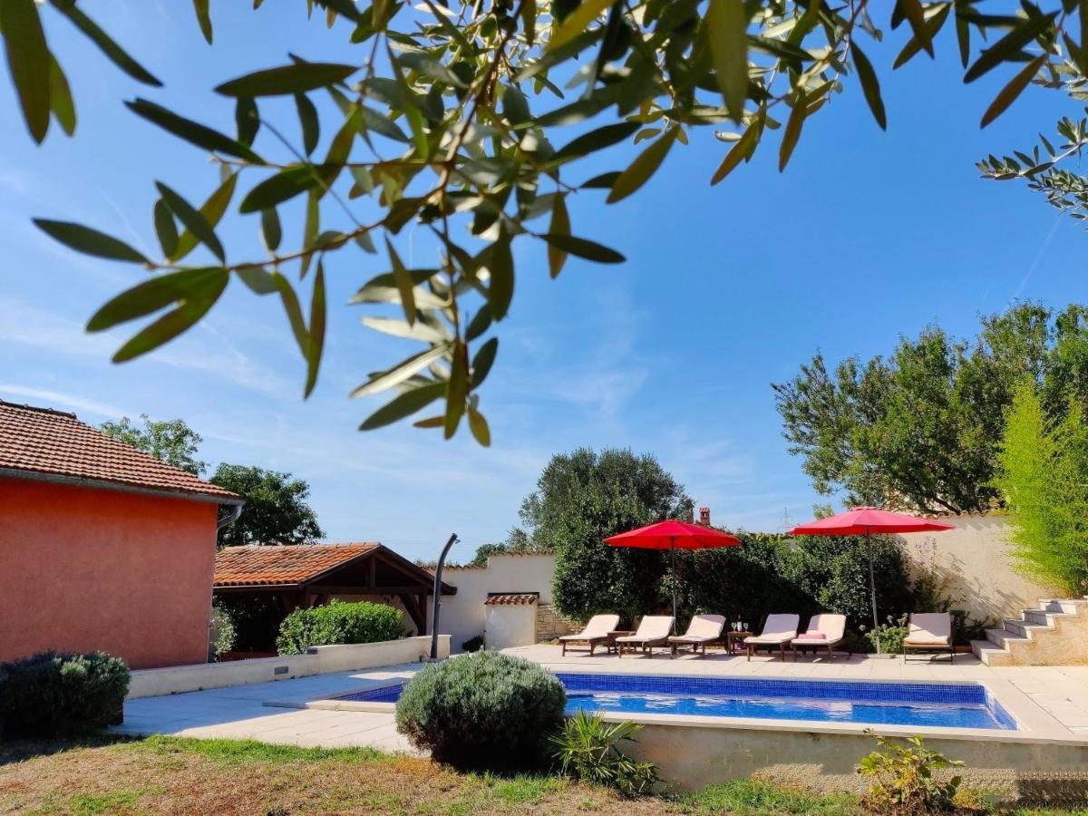 Apartments Villa Sabina Пула Экстерьер фото